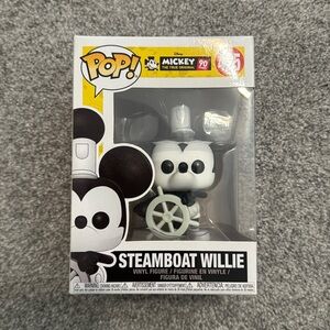 Disney Mickey Mouse 90th Anniversary Steamboat Willie POP! Figure #425 FUNKO